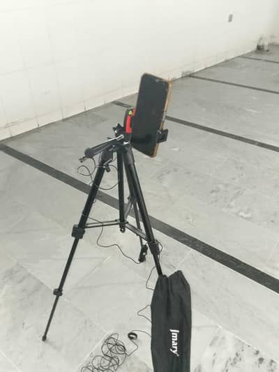 TikTok Mobil stand . . video bany KY liay best ha