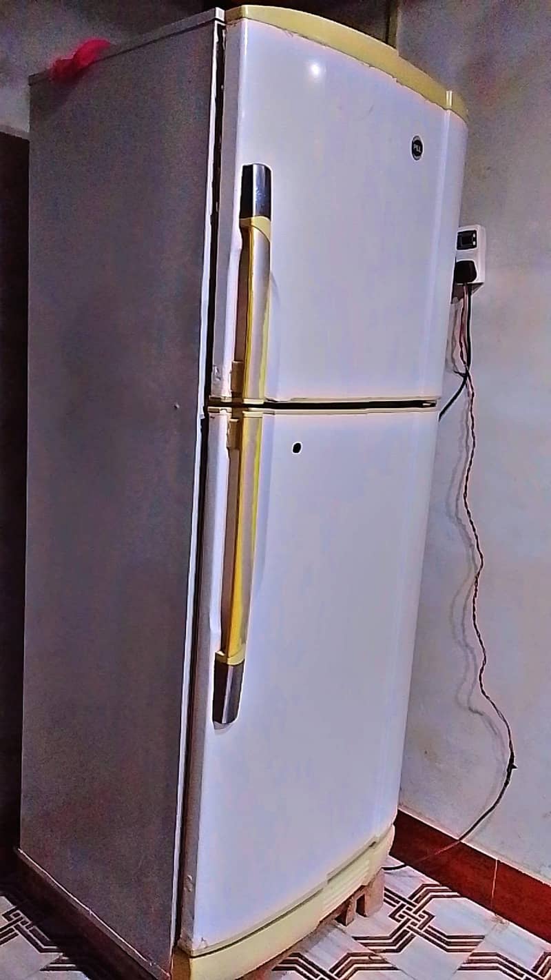 استعمال شدہ فرج - شاندار قیمت پر! 1