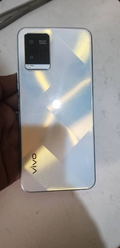 4ram 64gb storage 8/10 condition one hande use