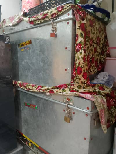 2 new pati with stand