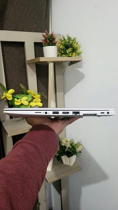 HP EliteBook 840 G6 | Dedicated GPU | Like New (56 Cycles)