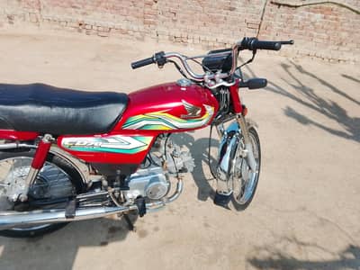 CD 70 for sale condition 10 by 10