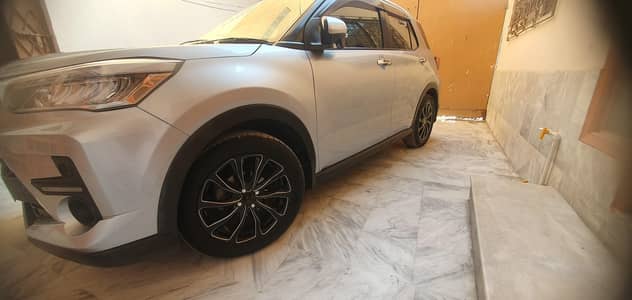 Toyota Raize 19/24  Z pakige