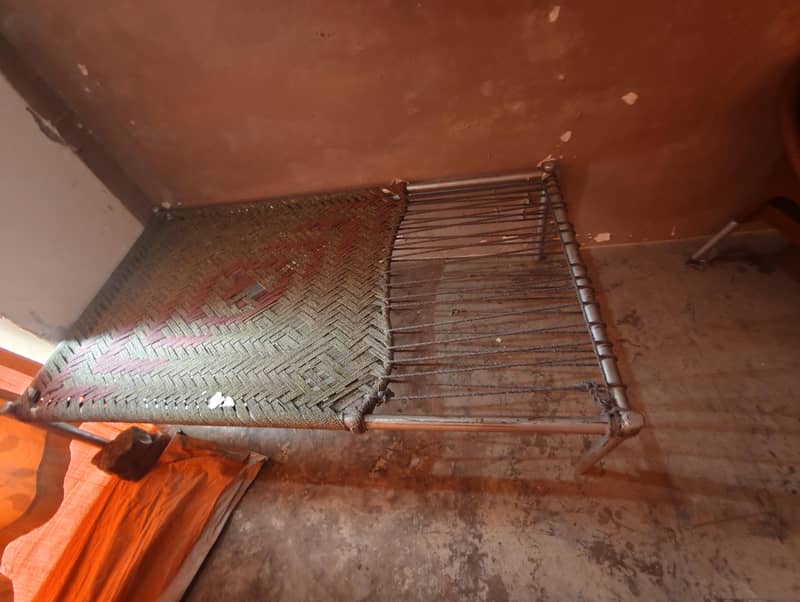 Complete Bed set & Dressing 5