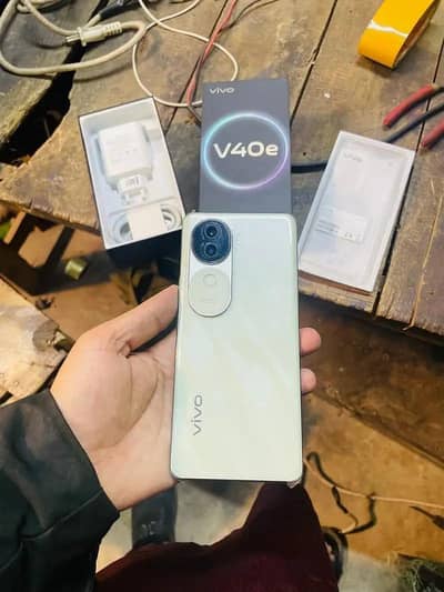 MOBILE VIVO V40E