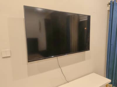 TCL Android 55 inch LED  just like new condition with orignal remote.