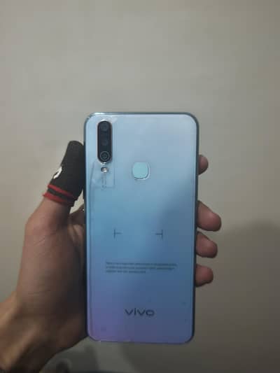 Vivo y17 8/256