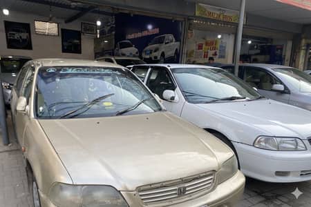 City 1999 golden colour