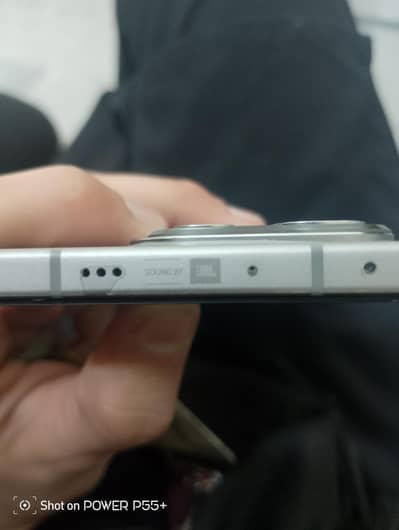 10/10 condition 12.00GB+6.00GB 256gb mamory