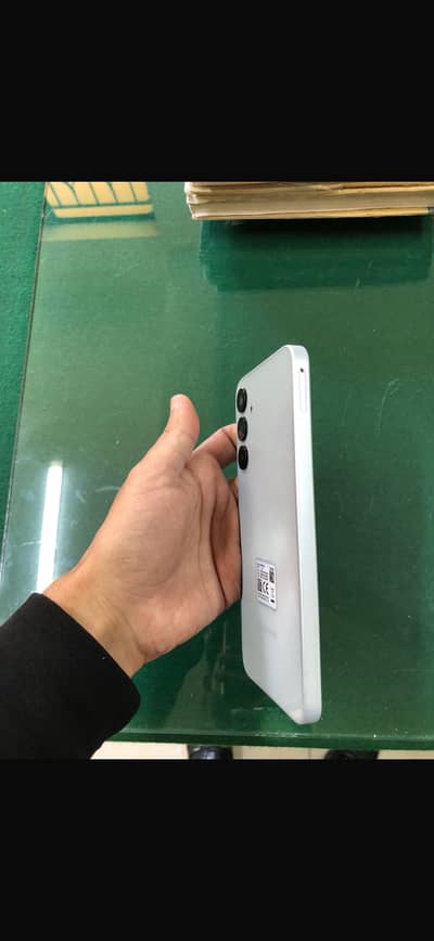 Urgent deal a16 with box