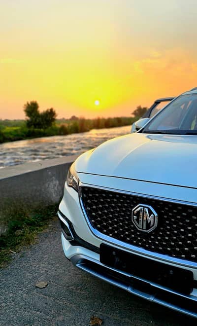 MG HS trophy 2021 CBU Imported