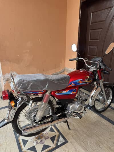 United 70CC Bike Full New Condition