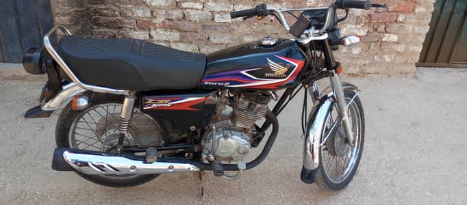 Honda CG 125 2017 model. . .