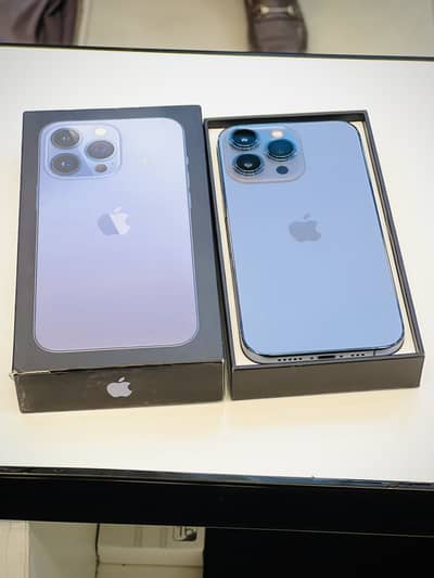 Iphone 13 pro 128 non pta 4 month sim working with box