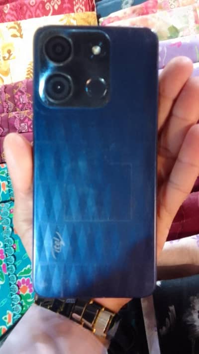 itel A60s , 4/128 ,,,,,Whatsapp/03221142988