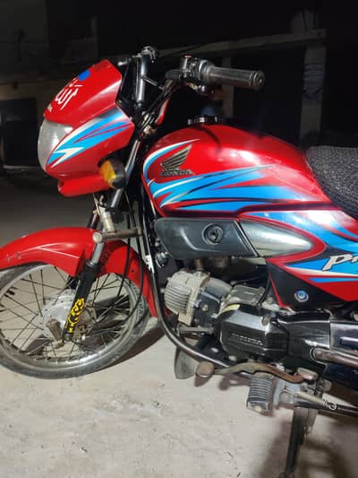 Honda prider all ok he . call 03224719115