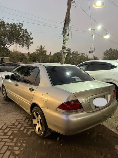 Mitsubishi lancer Glx automatic 2005