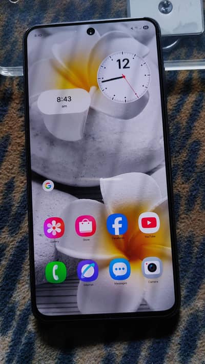 Samsung s21 fe with box 8/256