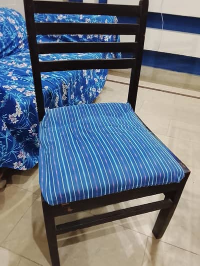 2 wooden dining chair