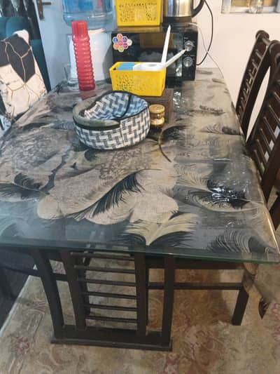 Dining table for sale