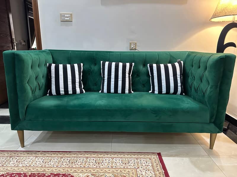 Green Sofa. 0