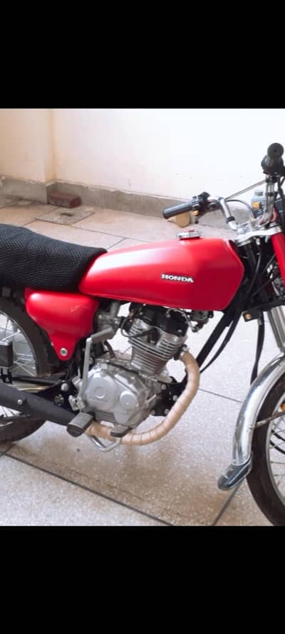 Red matt 125 Tanki tape 03234174560