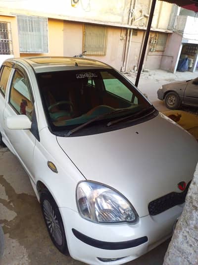 Toyota Vitz 1999 SUNROOF