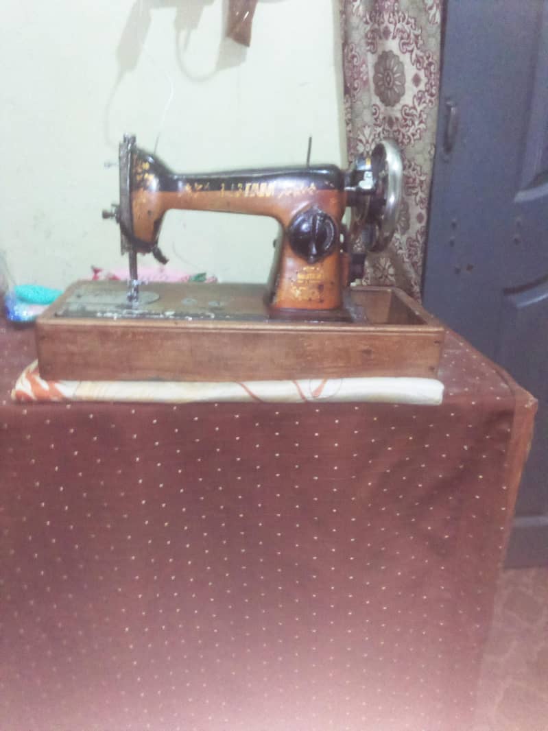 simple sewing machine 0