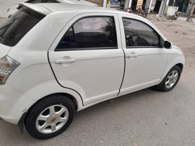 faw v2 family used car neat and clean almost 95 %genuin original paint