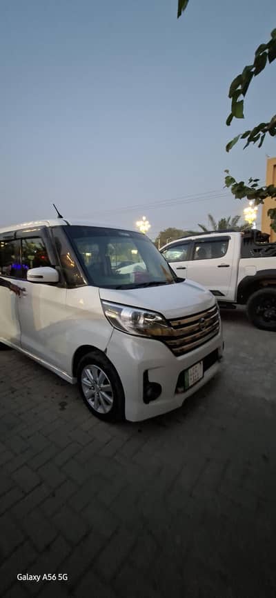 Nissan Days roox highway star 2014 / 2017