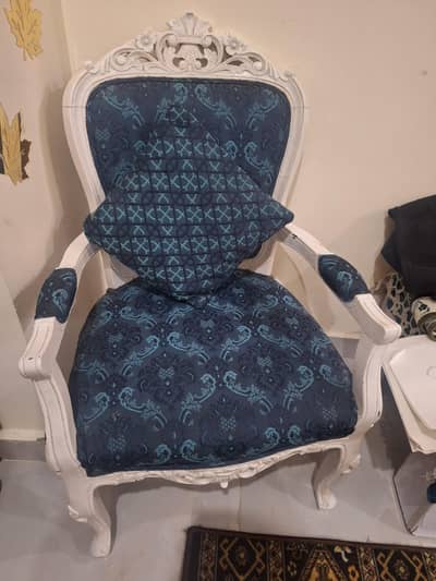 Chinioti style room chairs for sale
