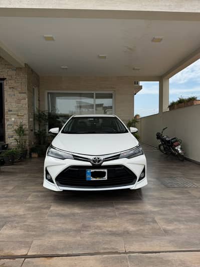 Toyota Corolla Altis Grande 1.8X Black Interior