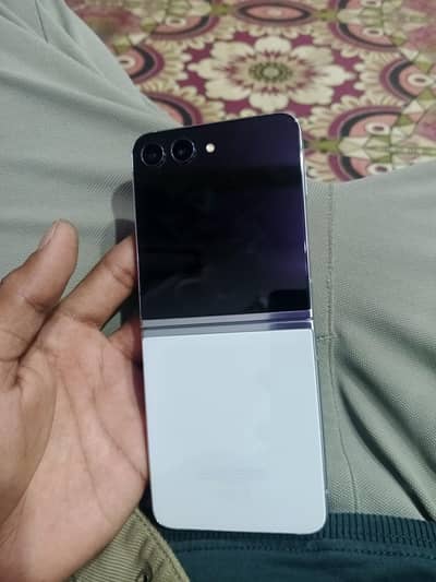Samsung z flip 5  8gb 256gb