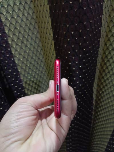 Iphone SE ( 2nd Gen ) official PTA