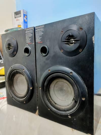 Kenwood 360 watt x2  speakers