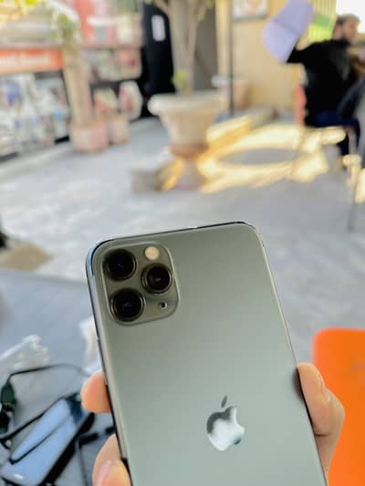 iphone 11 pro max for sale urgent ‼