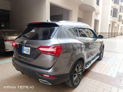 i am selling my car excellent condition bumper to bumper