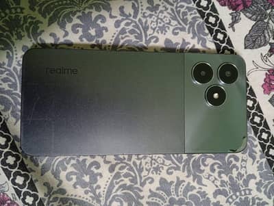 am selling my realme note 50