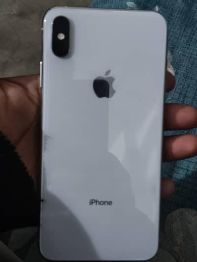 I'm selling my I phone xsmax