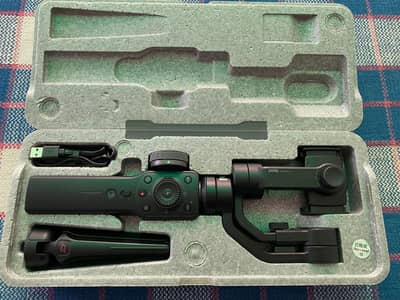 Zhiyun 4 Smooth Gimbal.