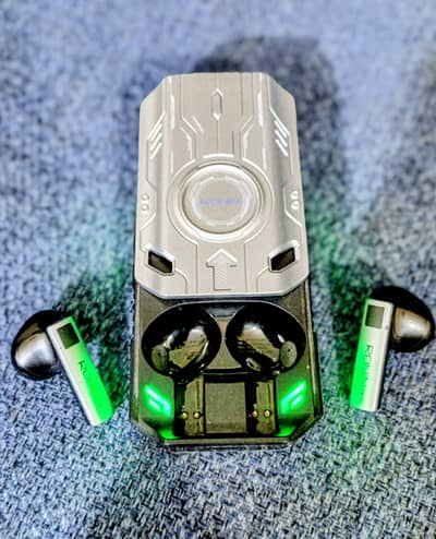 Ronin R-7035 Wireless Earbuds