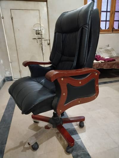 office boss chair