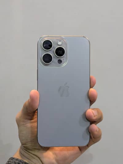 IPHONE 15 PRO MAX JV WITH BOX