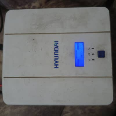 Hyundai HI-1500 UPS With Phoenix XP-180 Battery.