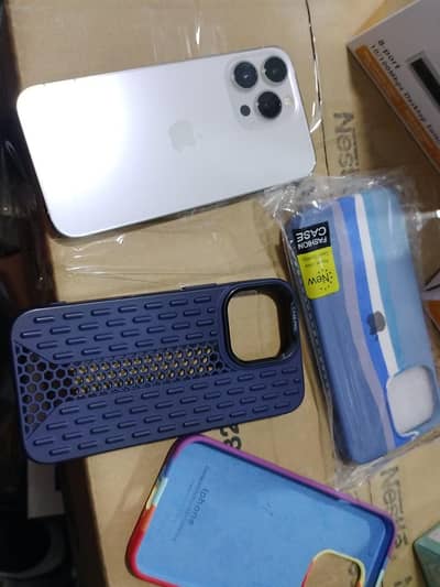 iphone 13pro pTA 256gb