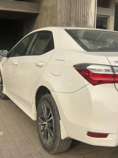 COROLLA ALTIS