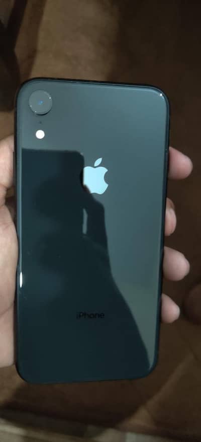 I phone XR 64 gb jv