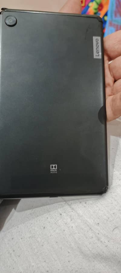 LENOVO TAB M7