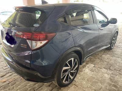 Honda Vezel RS 2016 | Like New | Family Used