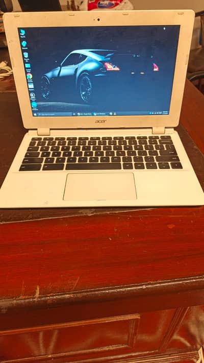 Chrome books with windows X Lite 4-16. Students call centers laptops